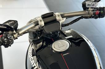 Ducati Diavel 2023 Base