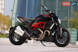 Ducati Diavel 2018 року