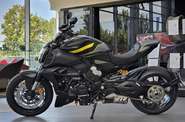 Ducati Diavel Essential
