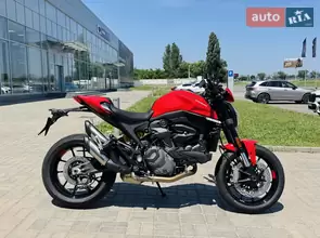 Ducati Monster Plus 937