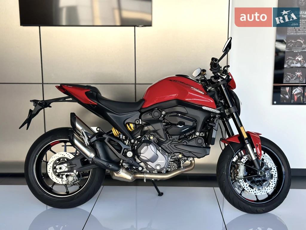 Ducati Monster Plus 937 Essential