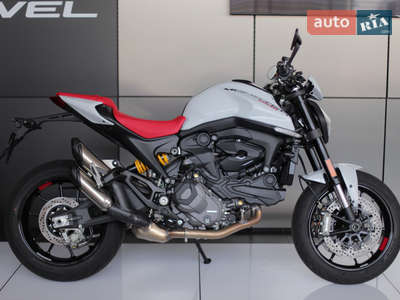 Ducati Monster 2025 Essential