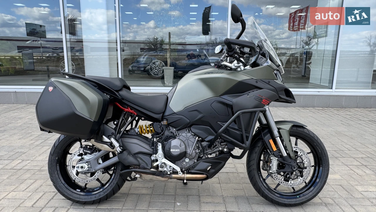 Ducati Multistrada V2 S Essential