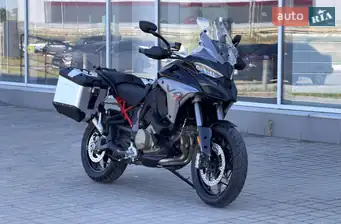Ducati Multistrada V4S