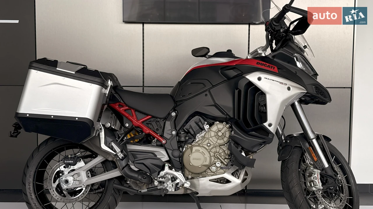 Ducati Multistrada Adventure Travel & Radar