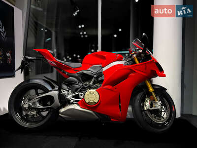 Ducati Panigale 2026 Essential