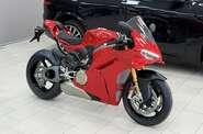 Ducati Panigale Essential