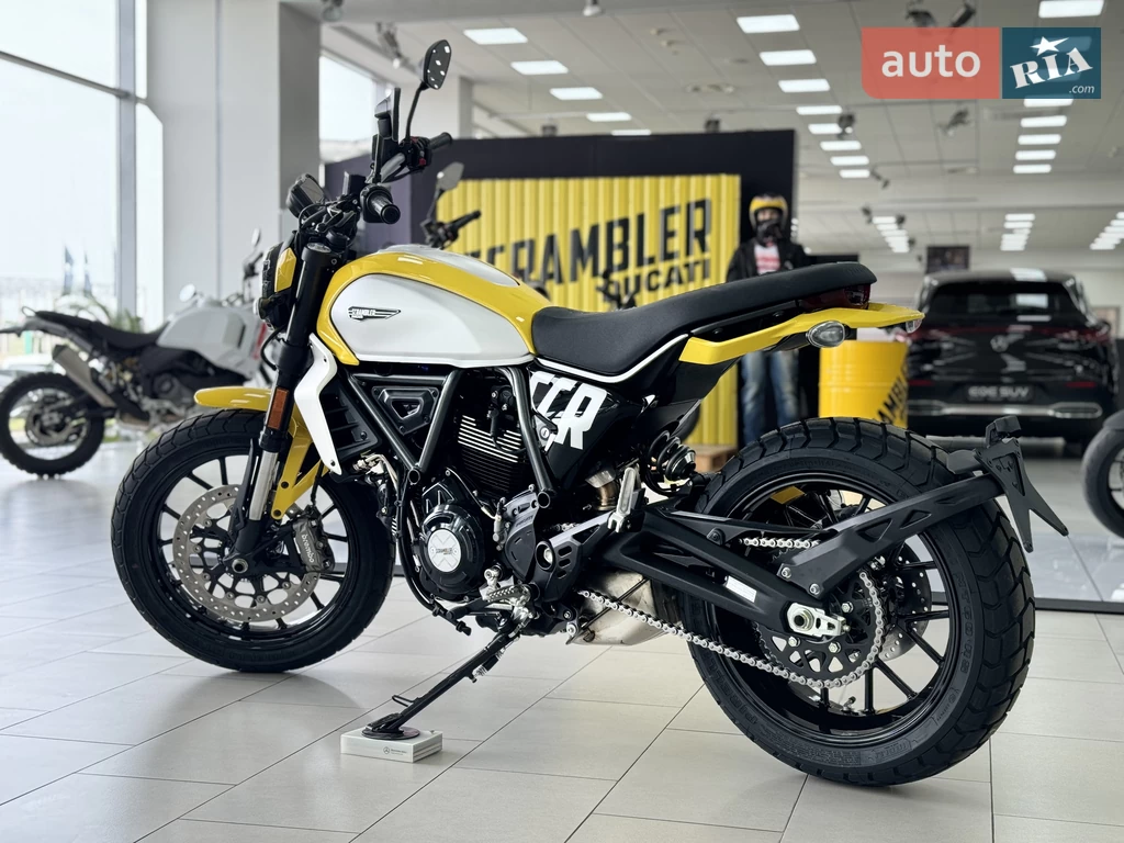 Ducati Scrambler Icon 803 Essential