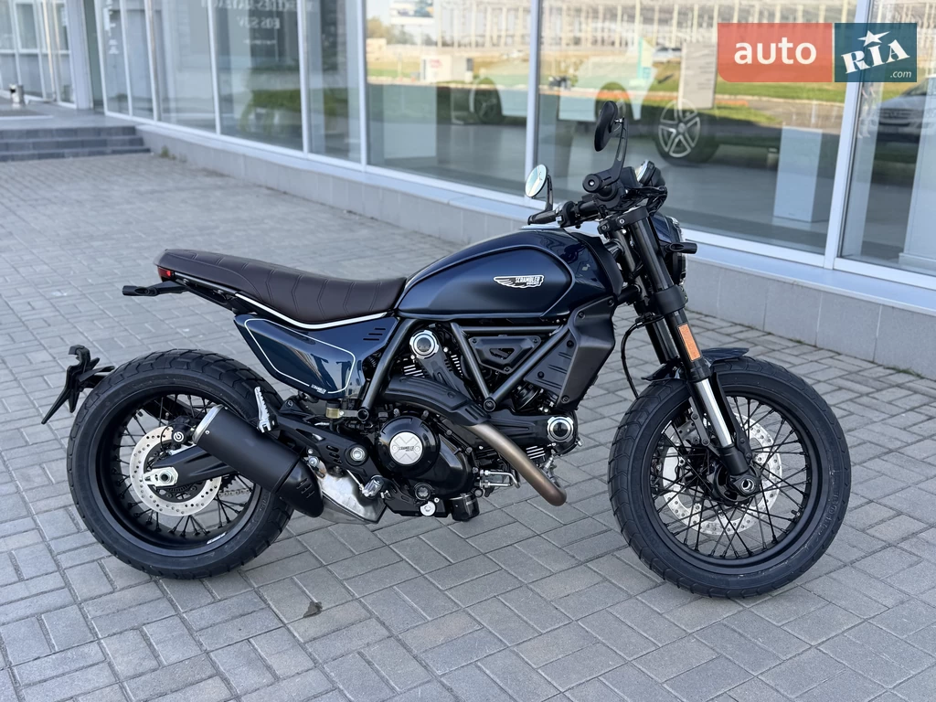 Ducati Scrambler Nightshift 803 Essential