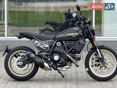 Ducati Scrambler 2026 Essential