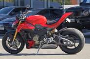 Ducati Streetfighter Essential