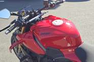 Ducati Streetfighter Essential