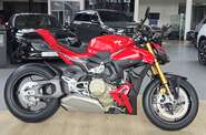 Ducati Streetfighter Essential