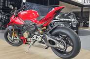 Ducati Streetfighter Essential