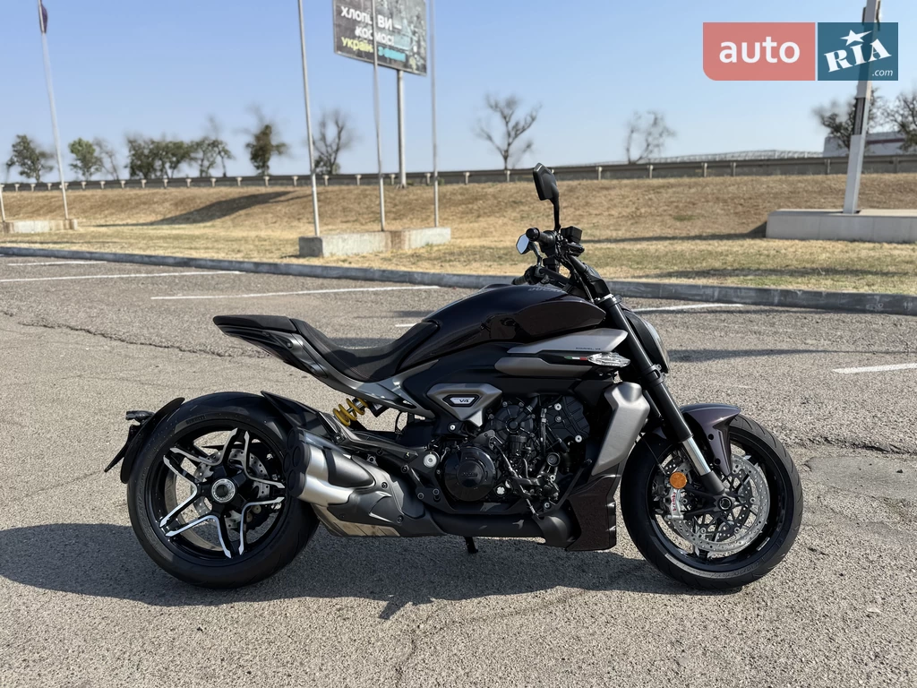 Ducati XDiavel Essential