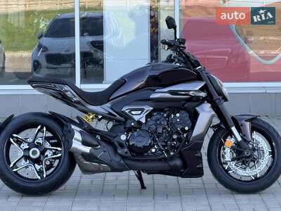 Ducati XDiavel 2026 Essential