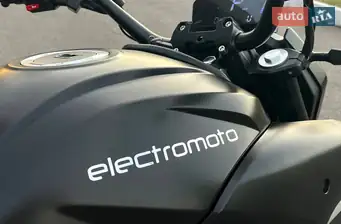 Electromoto EM Diavel
