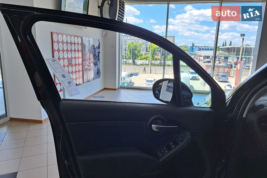 Fiat 500X - фото 8