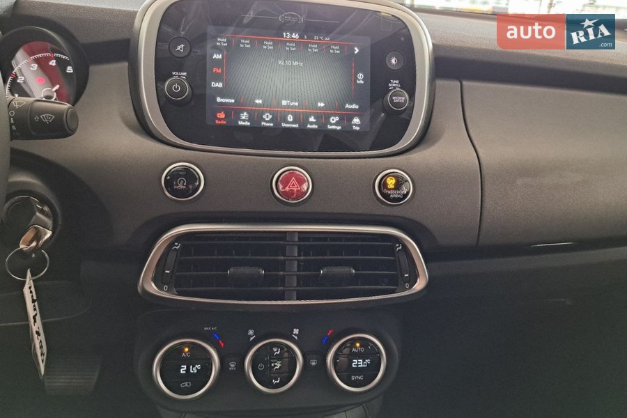 Fiat 500X - фото 13
