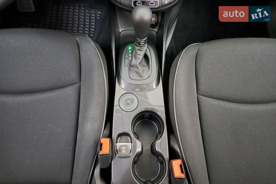 Fiat 500X - фото 16