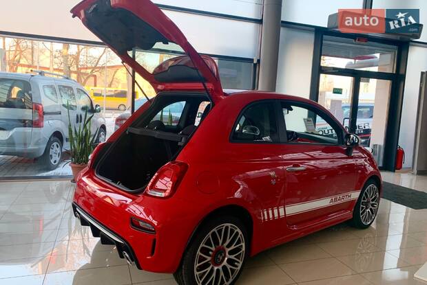 Auto Ria Nove Avto Fiat 500 Fiat 500 Abarth 595 1 4t At 145 L S Elaborabile 2020 G V Cina 699900 Grn V Saloni Forvard Avto Odeska