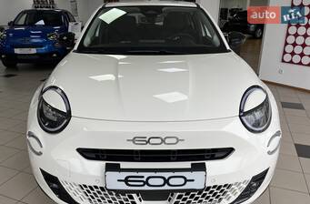 Fiat 600 1.2 Hybrid DCT (136 к.с.) Pop