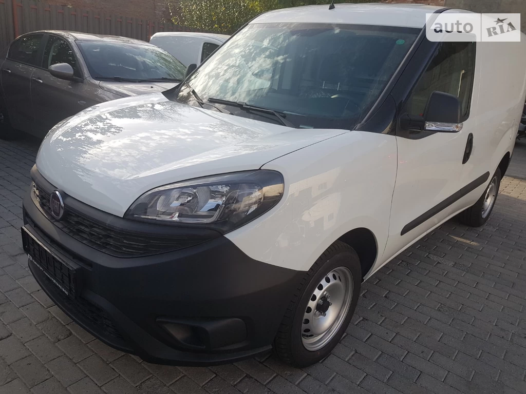 Fiat Doblo груз. Corto