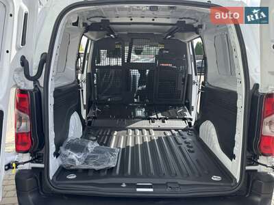 Fiat Doblo 2025 Base