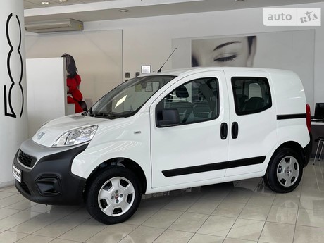 Fiat Fiorino Combi 2023