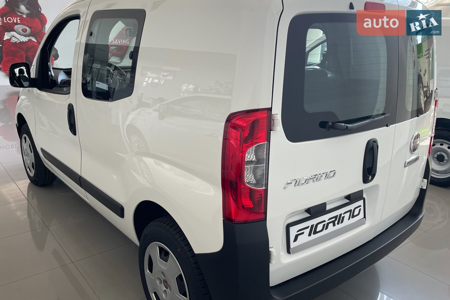 Fiat Fiorino Combi - фото 8