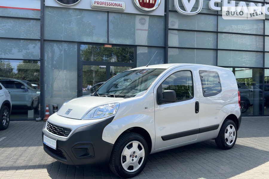 Fiat Fiorino Combi - фото 1