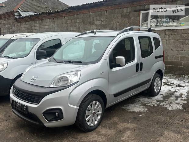 Fiat Fiorino Combi 2023