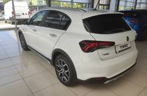 Fiat Tipo Cross Base