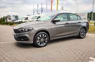 Fiat Tipo Mid