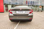 Fiat Tipo Mid