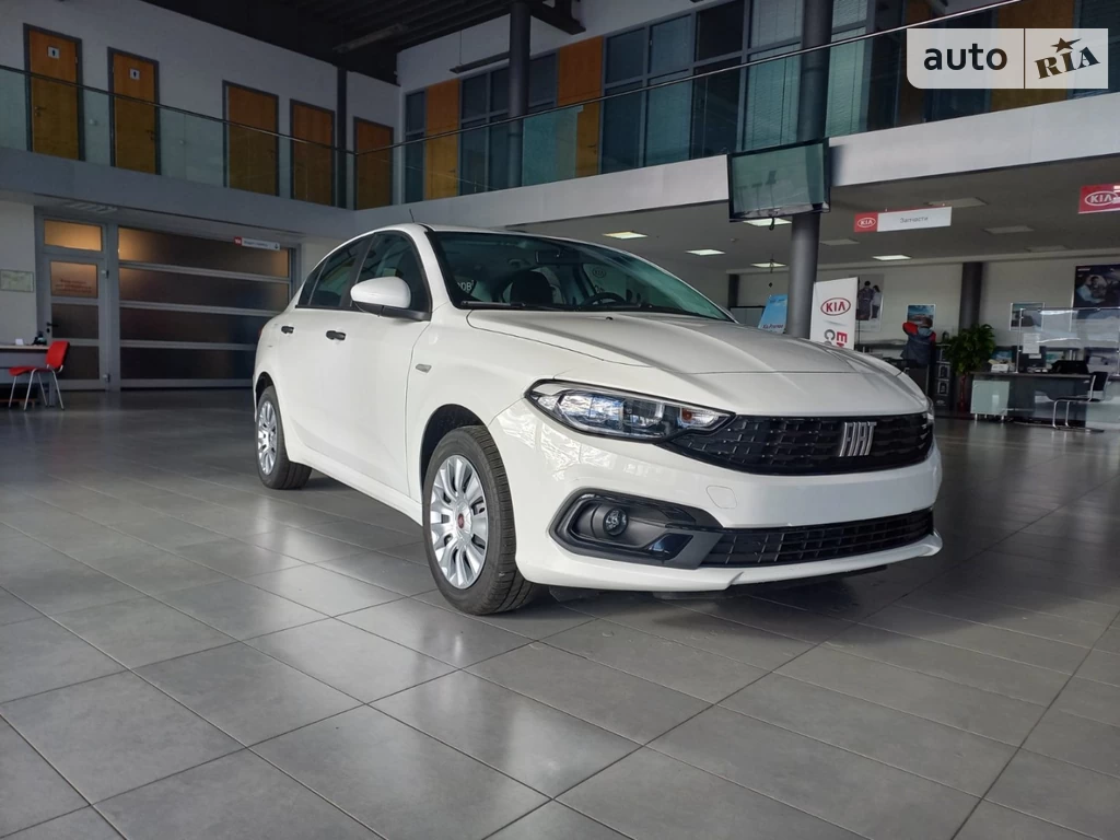 Fiat Tipo Mid+