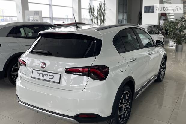 Fiat Tipo Cross