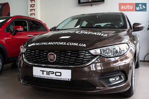 Fiat Tipo 2017 року