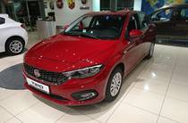 Fiat Tipo Mid