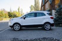 Ford EcoSport Lux