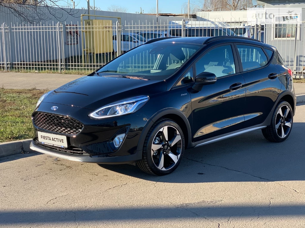Ford Fiesta Active Base