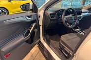 Ford Focus Base