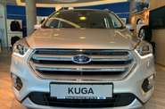 Ford Kuga Lux