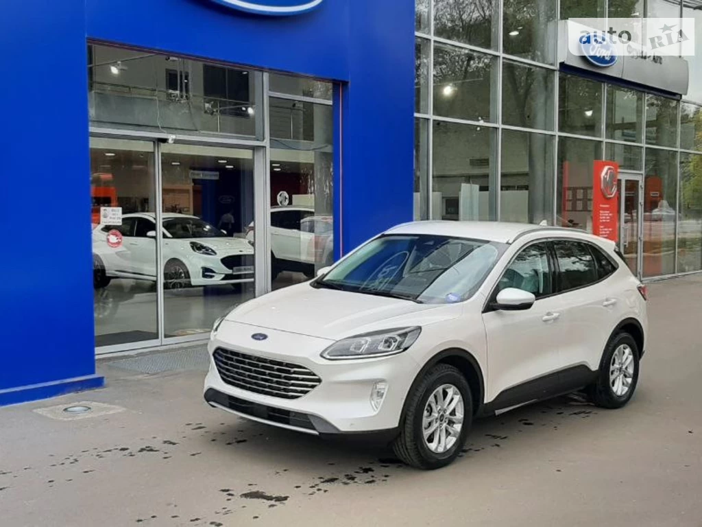 Ford Kuga Lux