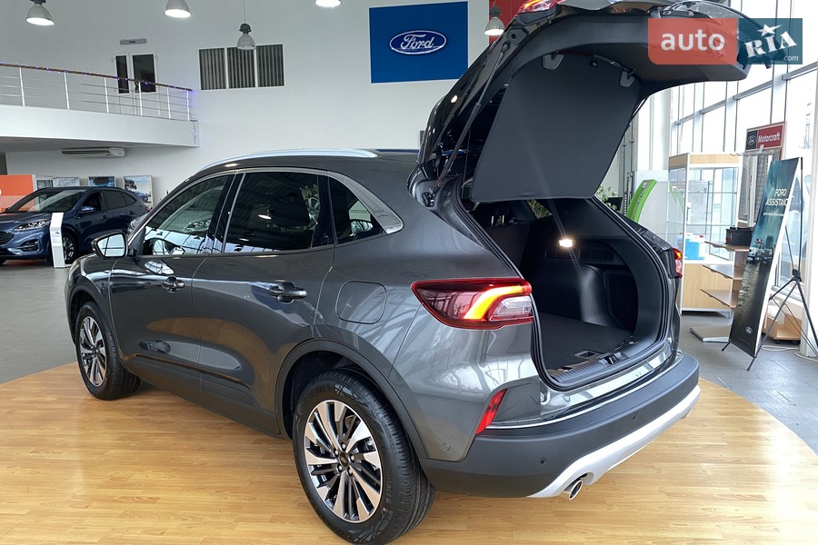 Ford Kuga - фото 7