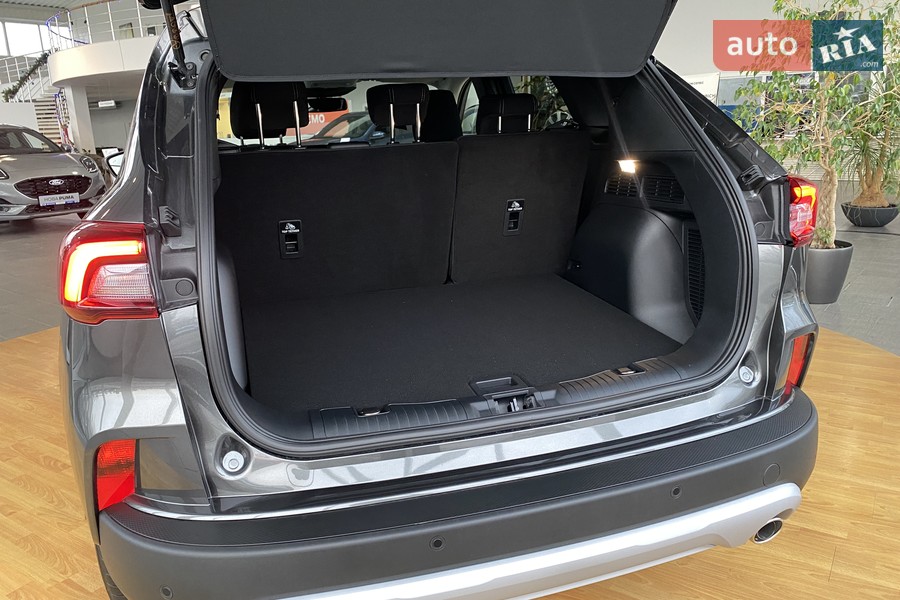 Ford Kuga - фото 10