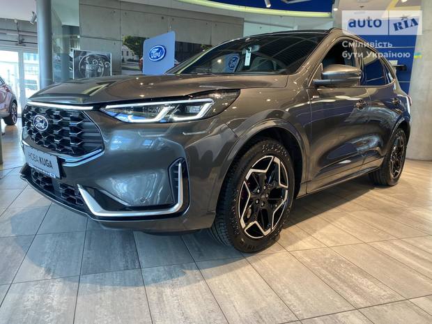 Ford Kuga 2025