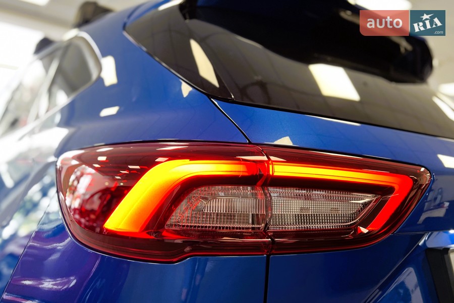 Ford Kuga - фото 9