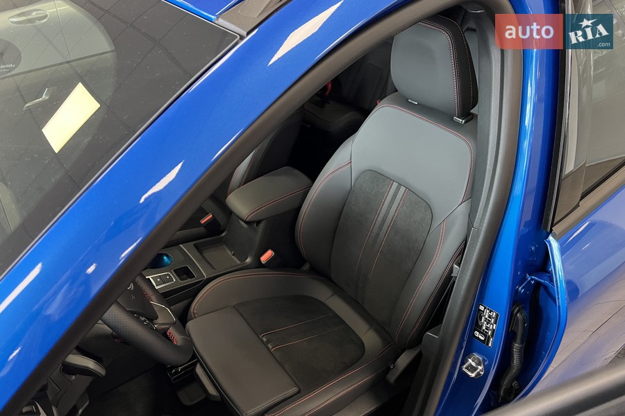 Ford Kuga - фото 12