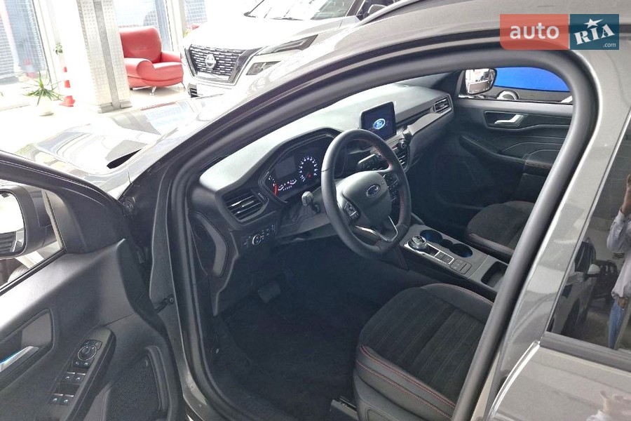 Ford Kuga - фото 23